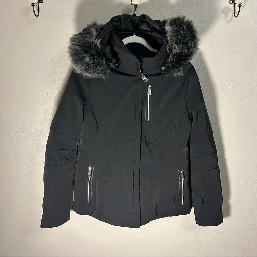 Elegant poive blanc Black Fur-Trimmed Women's Puffer Jacket